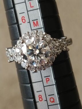 Moissanite 4.0 Halo Round-Cut Ring